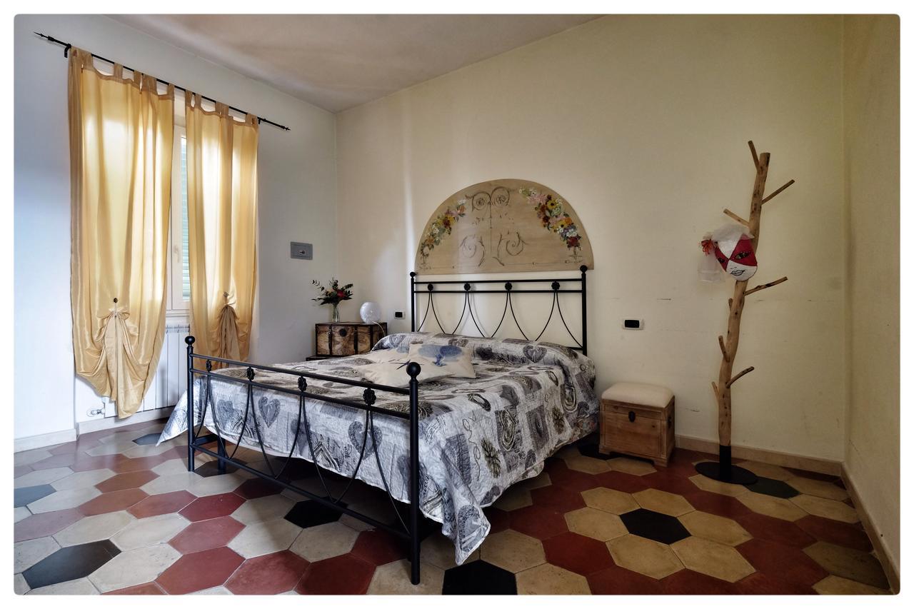 La Casa Sul Molo Bed & Breakfast Viareggio Exterior photo